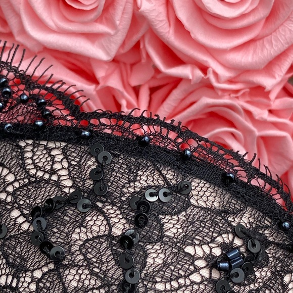 Beaded and lace bra - Picture 3 of 3